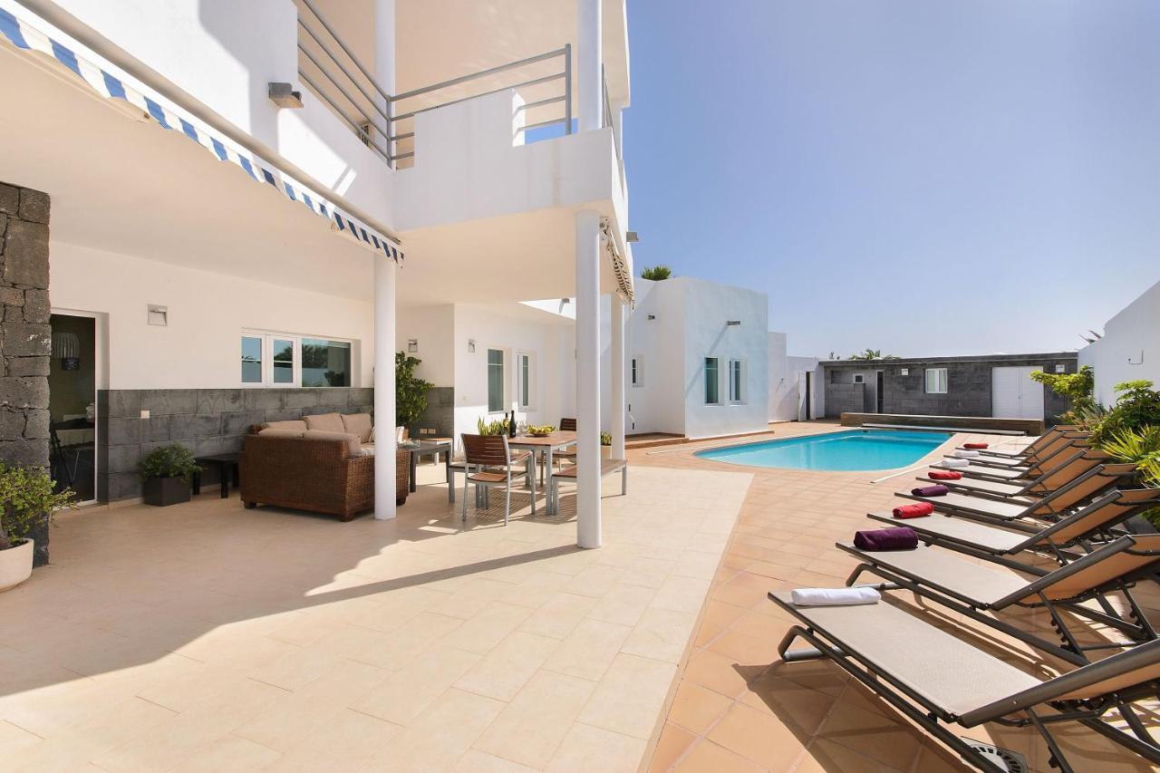 Las Perseidas Costa Teguise Extérieur photo
